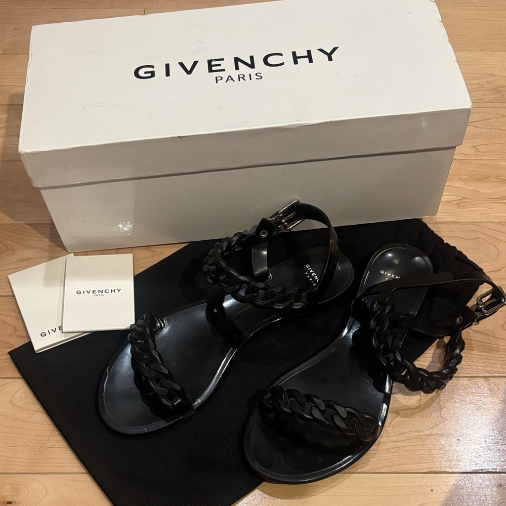 Givenchy Black Chain Jelly Sandals in size 39 vegan WITH BOX
